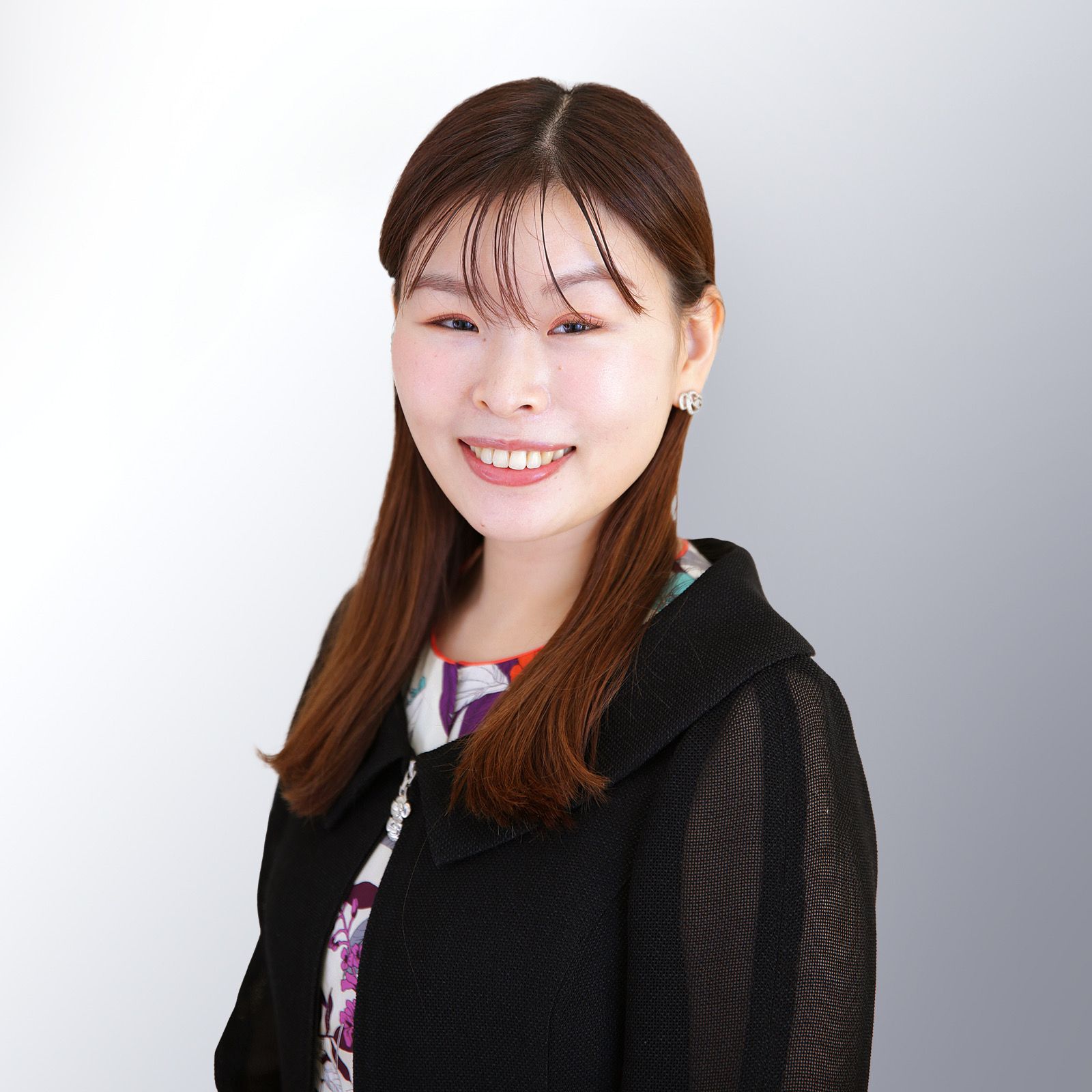 林越 栄莉