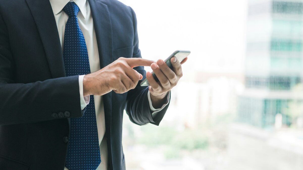 【弁護士解説】公益通報者保護法とは？ 公益通報に対する事業者の対応方法は？